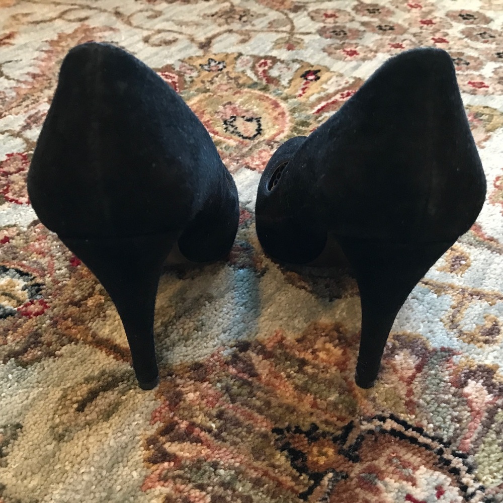 Charles by Charles David Black Suede Pumps Heels - Picture 6 of 8